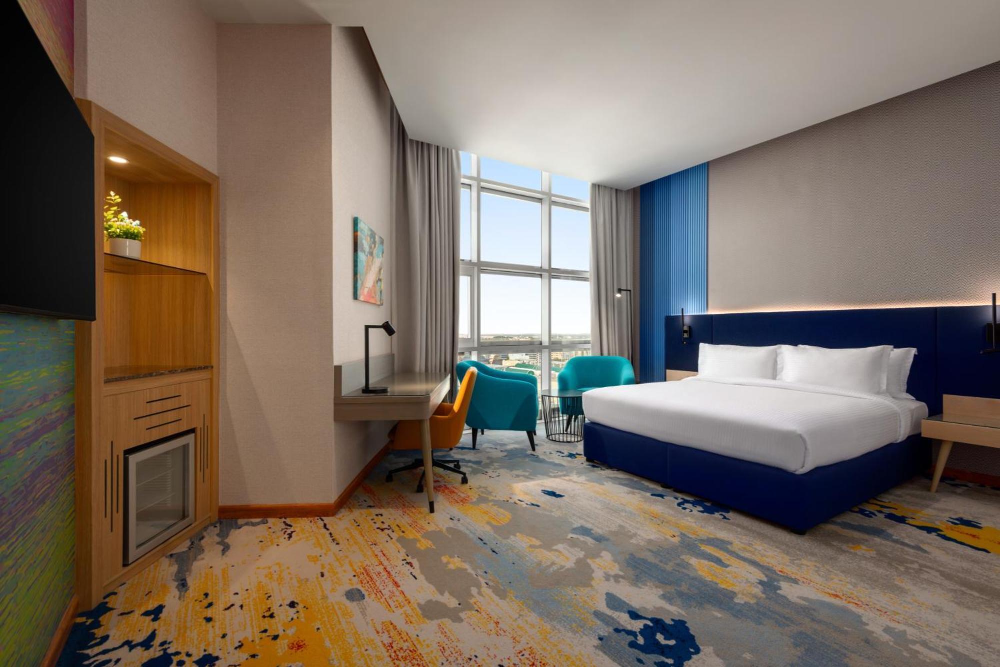 La Quinta By Wyndham Abu Dhabi Al Wahda Hotell Exteriör bild